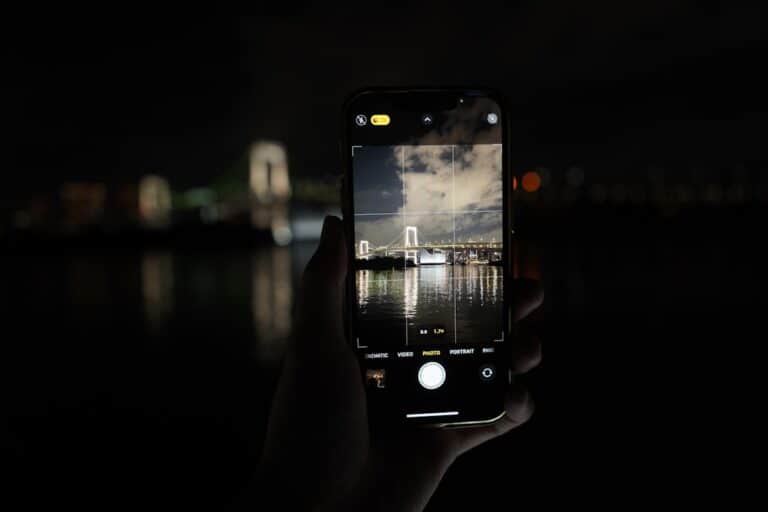 best smartphone for night photography
